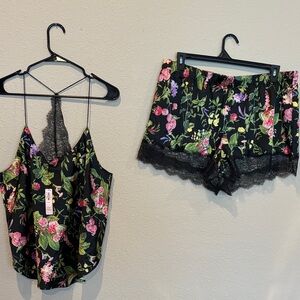 NWT XL Victoria’s Secret Floral Lace Trim Sleepwear Set